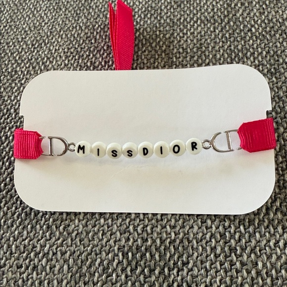 Dior Miss Dior Bracelet Pink Ribbon White Beads One Size New Authentic - Picture 6 of 10